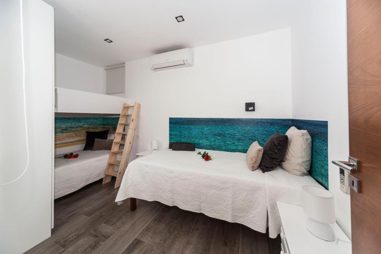 Apartamentos Temisa Puerto del Carmen  Exterior foto